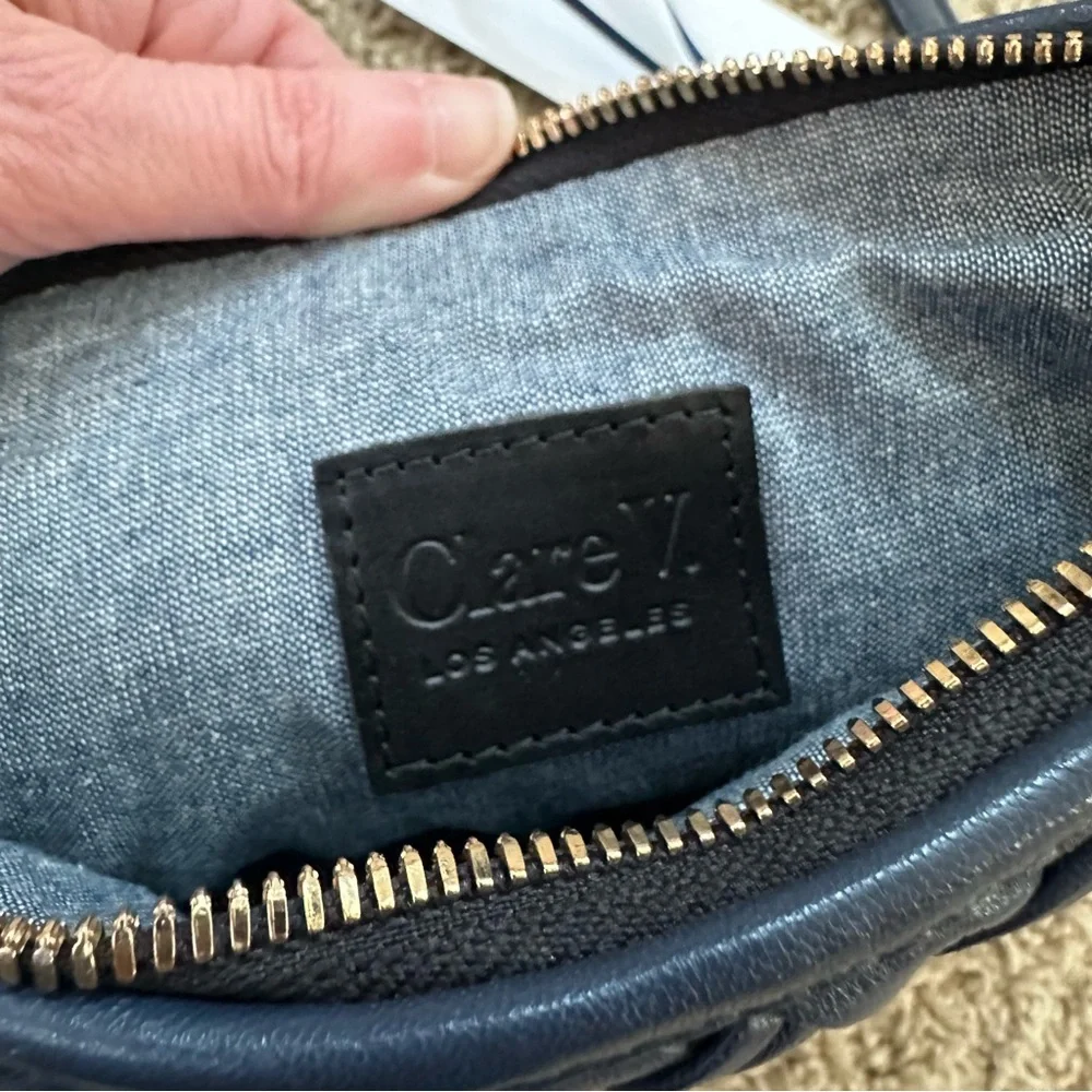Clare V Petit Moyen in puffy navy blue - Picture 8 of 14